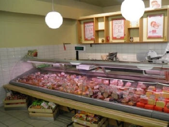 külmvitriini nurk piimatooted näitus