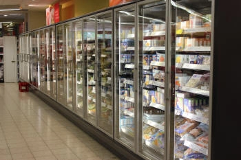 külmariiul värsked köögiviljad kohalikud